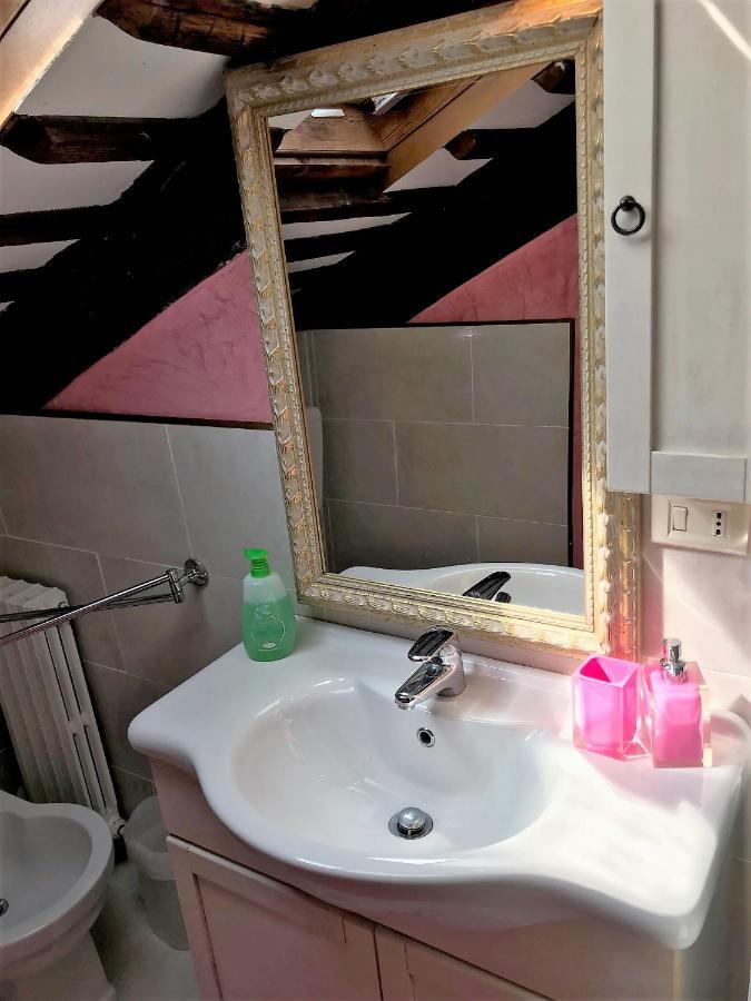 Casa Tella Apartment เวนิส ภายนอก รูปภาพ